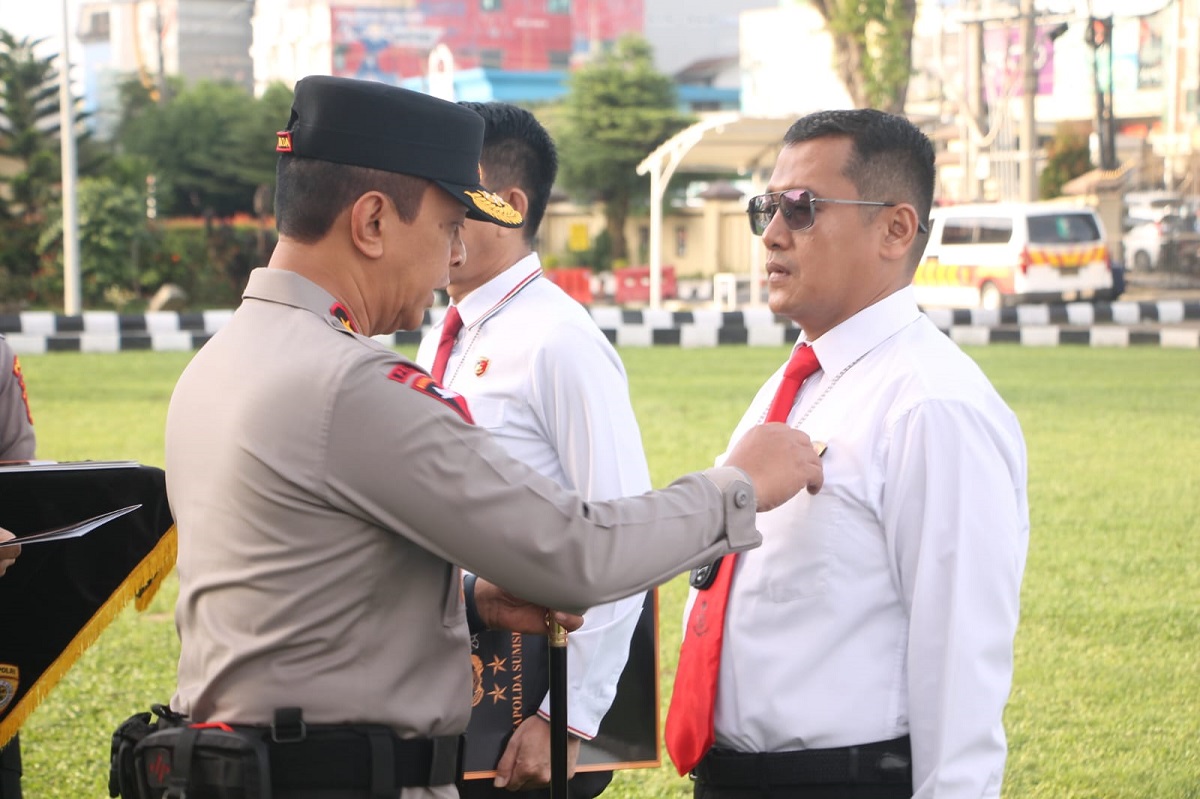 Libas Kasus Peredaran Narkotika di PALI Dalam Jumlah Besar, Iptu Aan Sriyanto Diganjar Pin Emas 