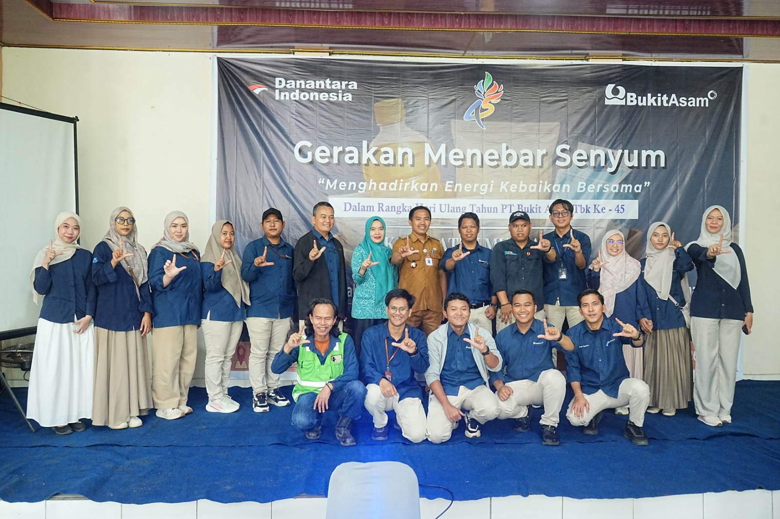 Sambut HUT ke-45, PTBA Kolaborasikan Bantuan Pangan dan Edukasi Gizi Pola Makan Sehat