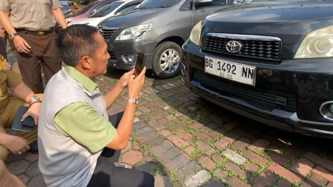 RD Temukan Sejumlah Kendaraan Pribadi Tunggak Pajak di Parkiran Setda Palembang