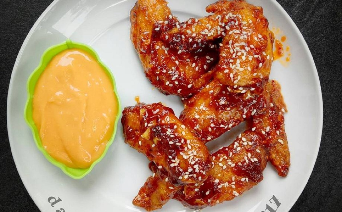 Chicken Wings ala Richeese Factory, Pedasnya Bikin Ketagihan