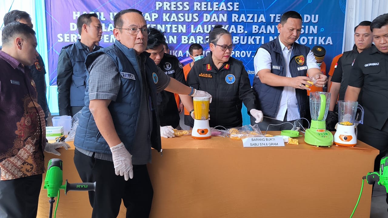 BNNP Sumsel Musnahkan Ribuan Ekstasi dan Ratusan Gram Sabu