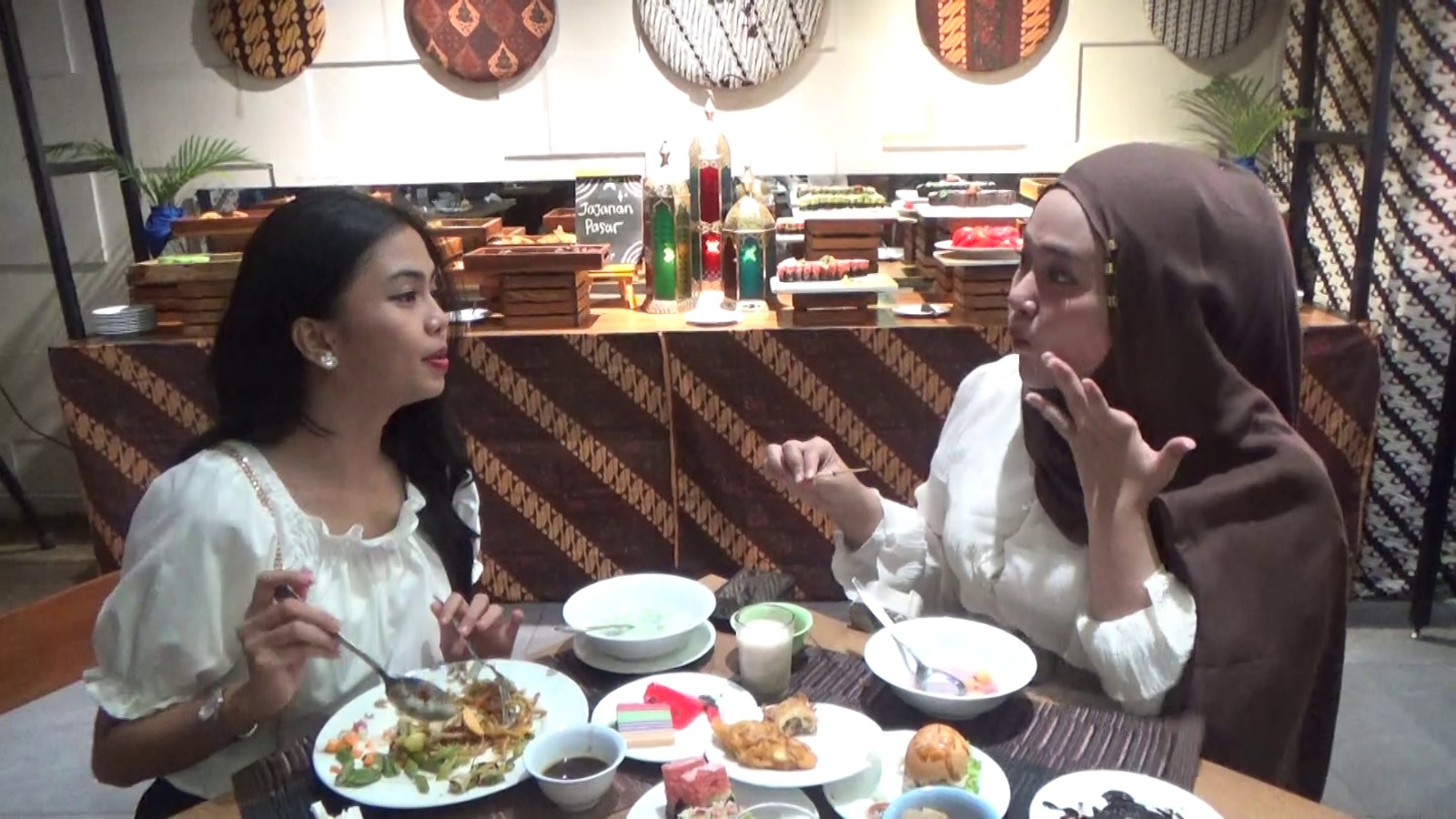 Batiqa Hotel Palembang Luncurkan Paket Iftar 'Lentera Pak Sabar' 