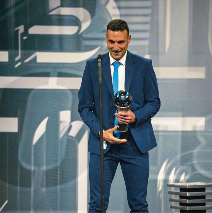 Lionel Scaloni Resmi Dinobatkan sebagai Pelatih Terbaik FIFA 2022
