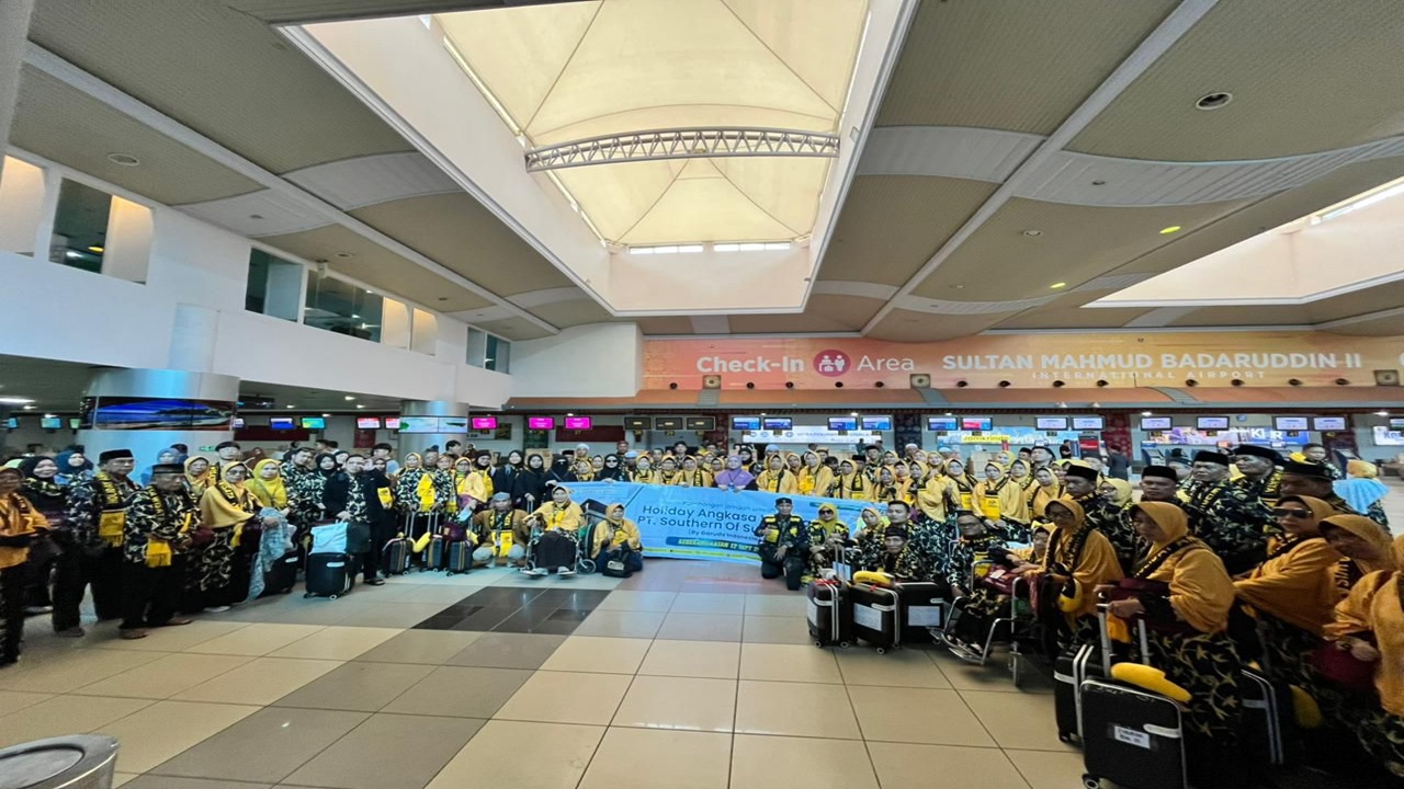 Holiday Angkasa Wisata Lepas 140 Jemaah Umroh Langsung ke Madinah dengan Garuda Indonesia
