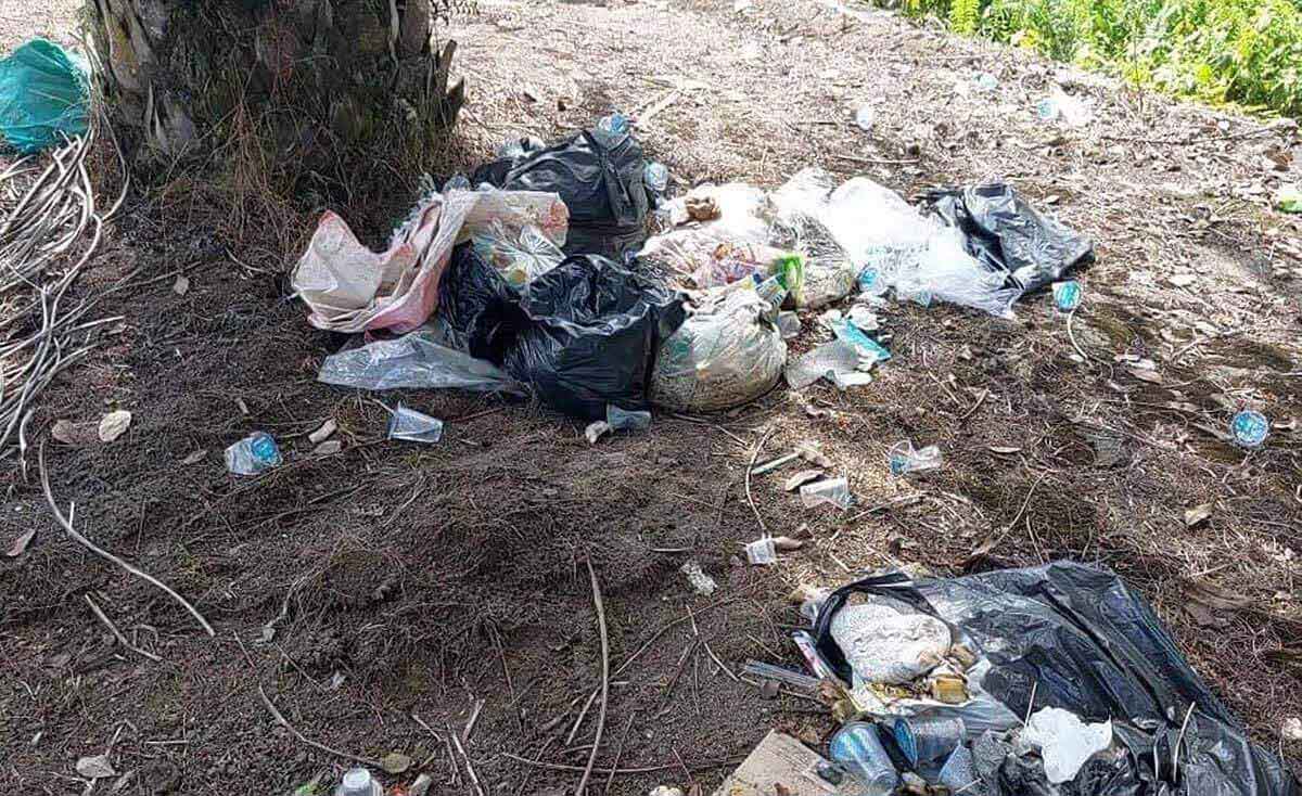 Sampah Berserakan di Sepanjang Jalan Lingkar Belum Jadi Perhatian dari Kepala Dinas Lingkungan Hidup Banyuasin