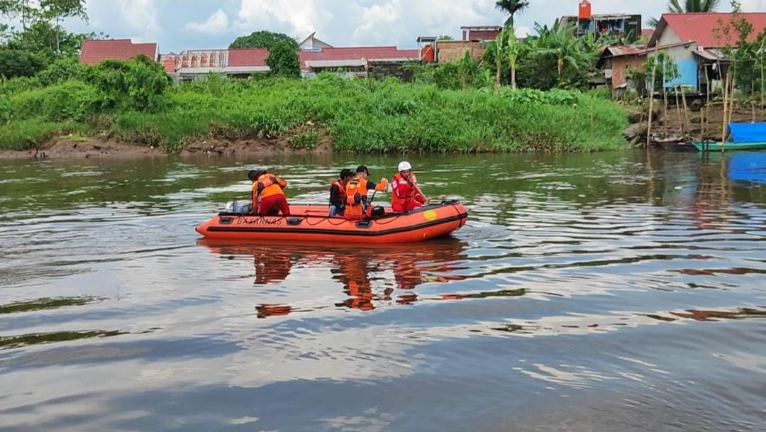 Hari Ketiga Pencarian, Korban Diduga Tenggelam di Sungai Borang Kota Palembang Tak Kunjung Ditemukan