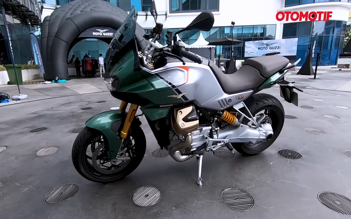 Review Moto Guzzi V100 Mandello: Kenyamanan dan Teknologi Modern