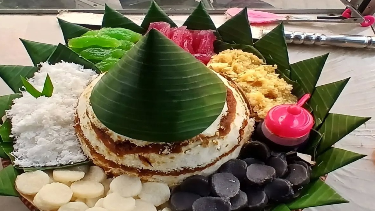 Kue Dongkal: Warisan Kuliner Betawi yang Harum dan Mengenyangkan