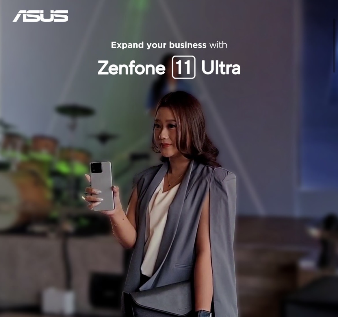 Tingkatkan Produktivitas Bisnis Anda dengan Zenfone 11 Ultra: Desain Elegan dan Baterai Tangguh 5500 mAh