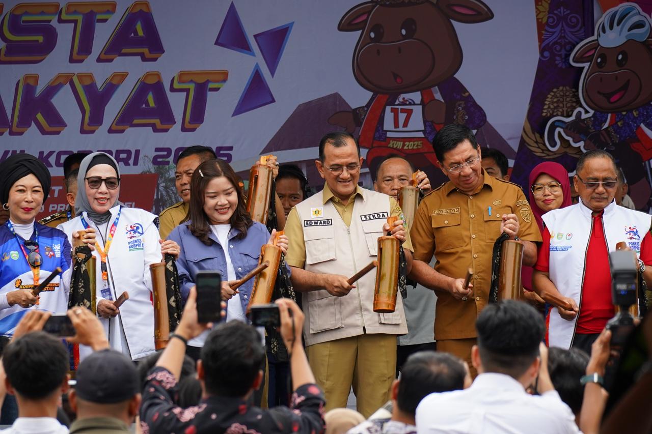 Kanwil Kemenkum Sumsel Hadiri Pembukaan Pesta Rakyat PORNAS XVII Korpri 2025