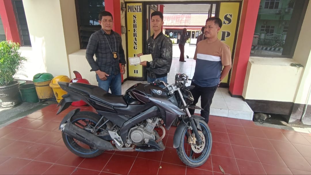 Motor Yamaha Vixion yang Ditemukan di TPU Naga Suwidak Resmi Dikembalikan Polsek SU II kepada Pemilik