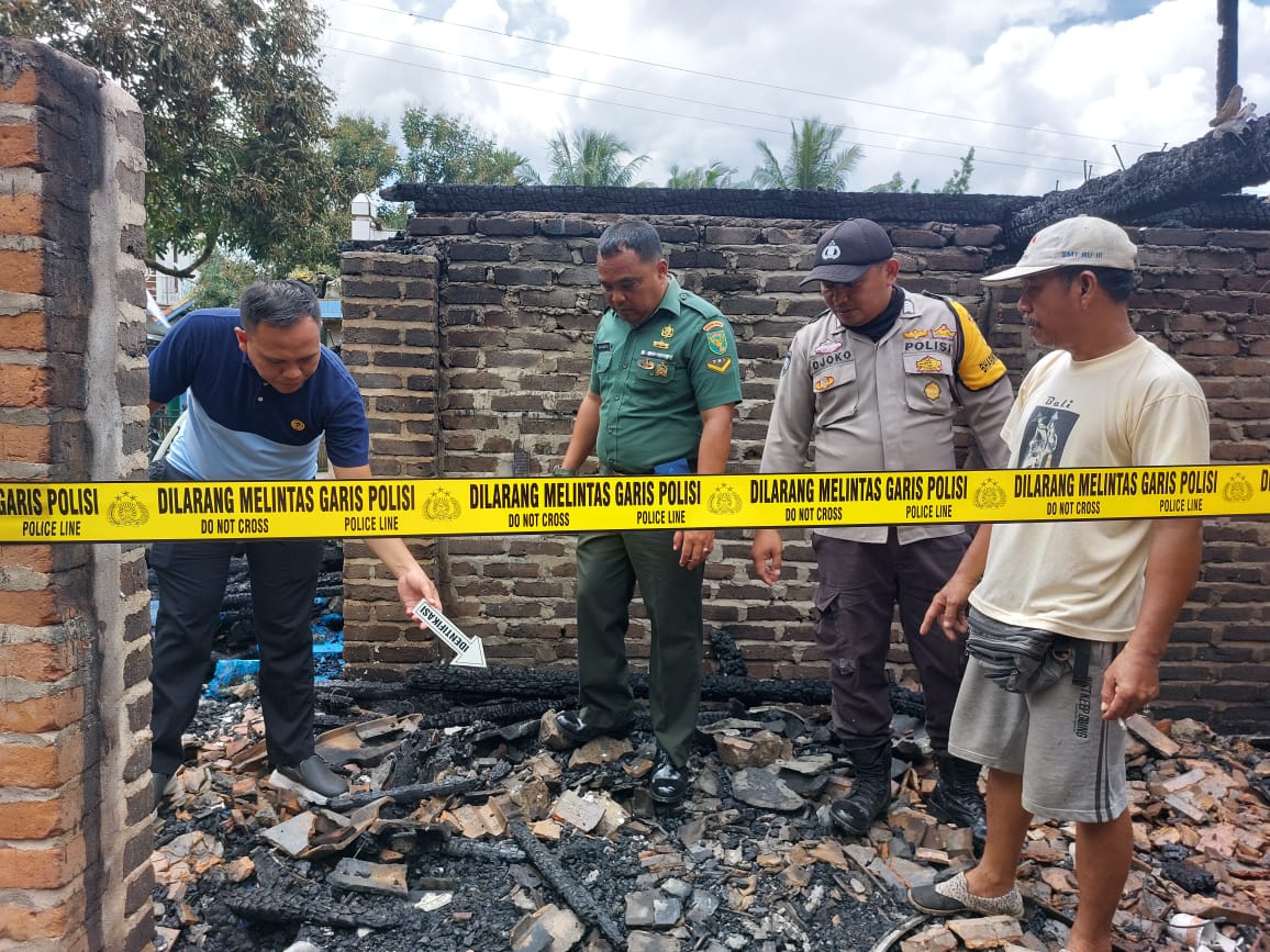 Ditinggal Berjualan, Rumah Warga di Kabupaten Muara Enim Hangus Terbakar