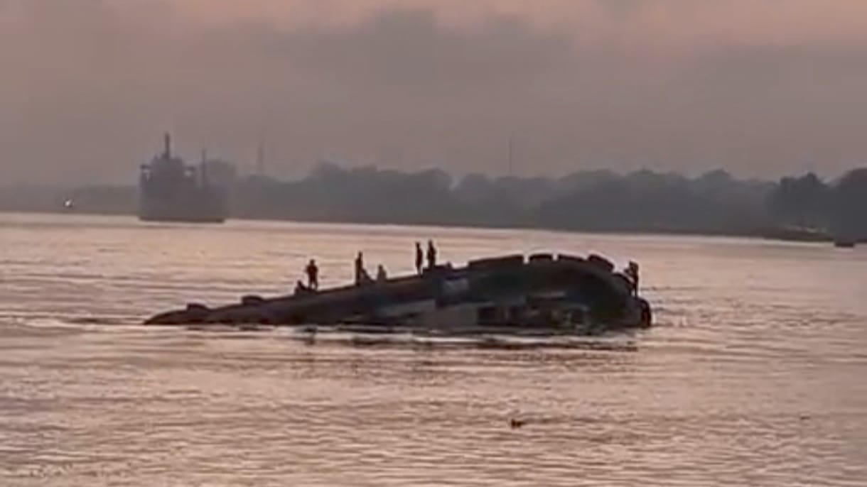 Tugboat Mitra Kencana X Tenggelam di Sungai Musi, Seluruh Kru Selamat