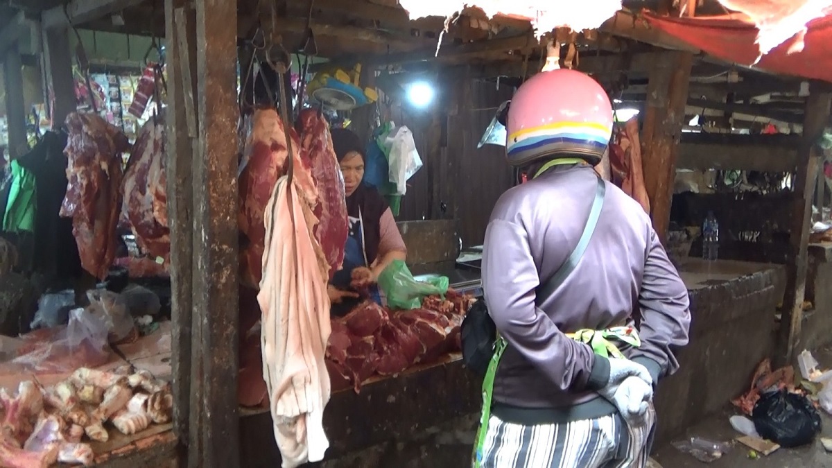 Penjualan Daging Sapi di Palembang Tetap Normal di Tengah Wabah PMK