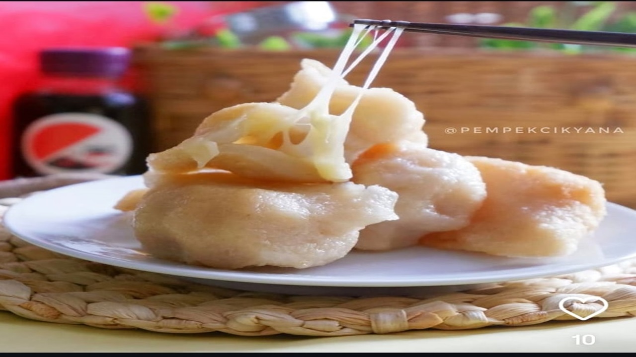 Pempek Keju Mozarella: Sentuhan Modern pada Cita Rasa Khas Palembang