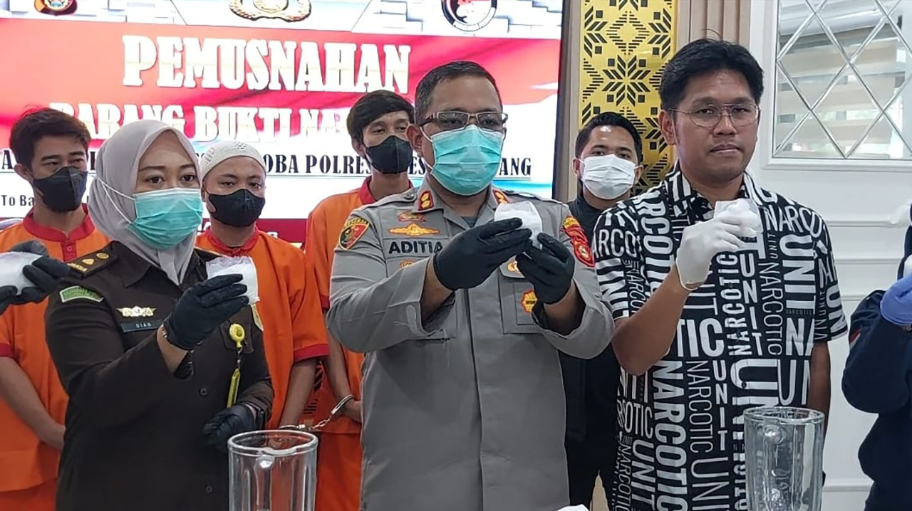 Satres Narkoba Polrestabes Palembang Blender 498,53 Gram Sabu Jaringan Riau