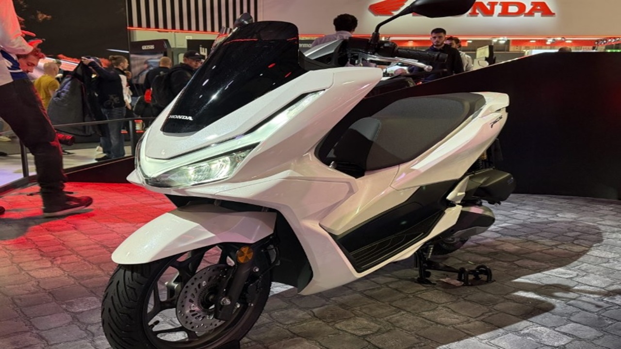 Teknologi Terkini Honda PCX: Fitur Canggih yang Wajib Diketahui 