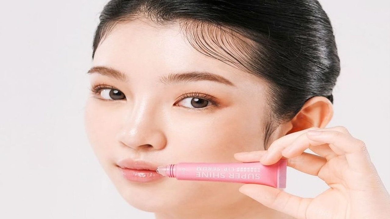 Cara Efektif Mengurangi Bibir Hitam dengan Rangkaian Lip Care