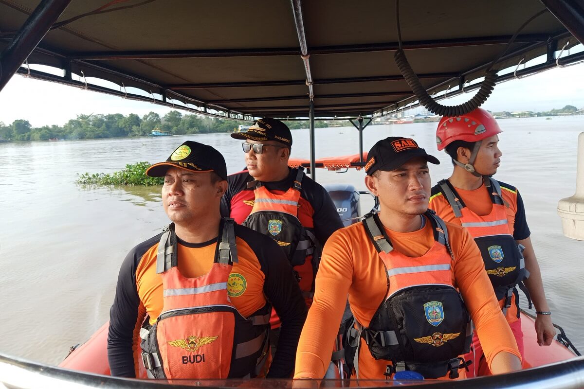 Kernet Speedboat 'Semoga Jaya' Jatuh dan Hilang di Sungai Musi, Tim SAR Gabungan Lakukan Pencarian