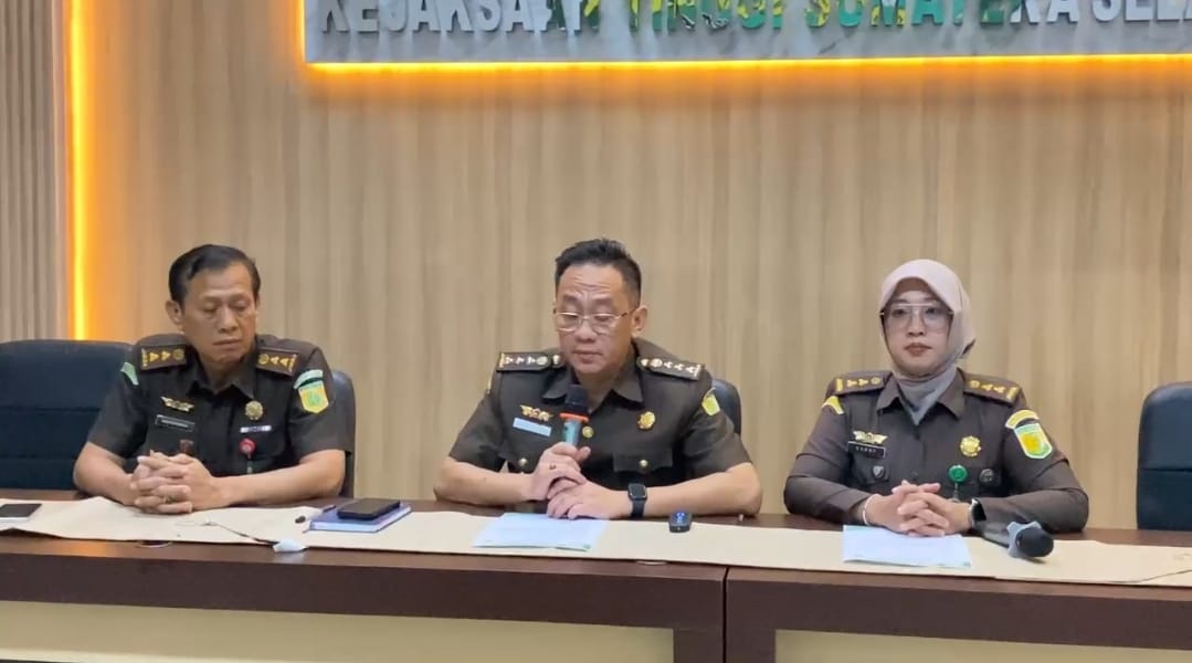 Kejati Sumsel OTT di Kantor Camat Pagar Gunung: ASN, Ketua APDESI, dan 20 Kades Diduga Korupsi Dana Desa