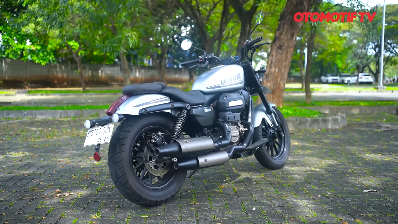 QJ Motor SRV 250 AMT: Cruiser 250 cc dengan Teknologi Canggih Tanpa Ribet Kopling