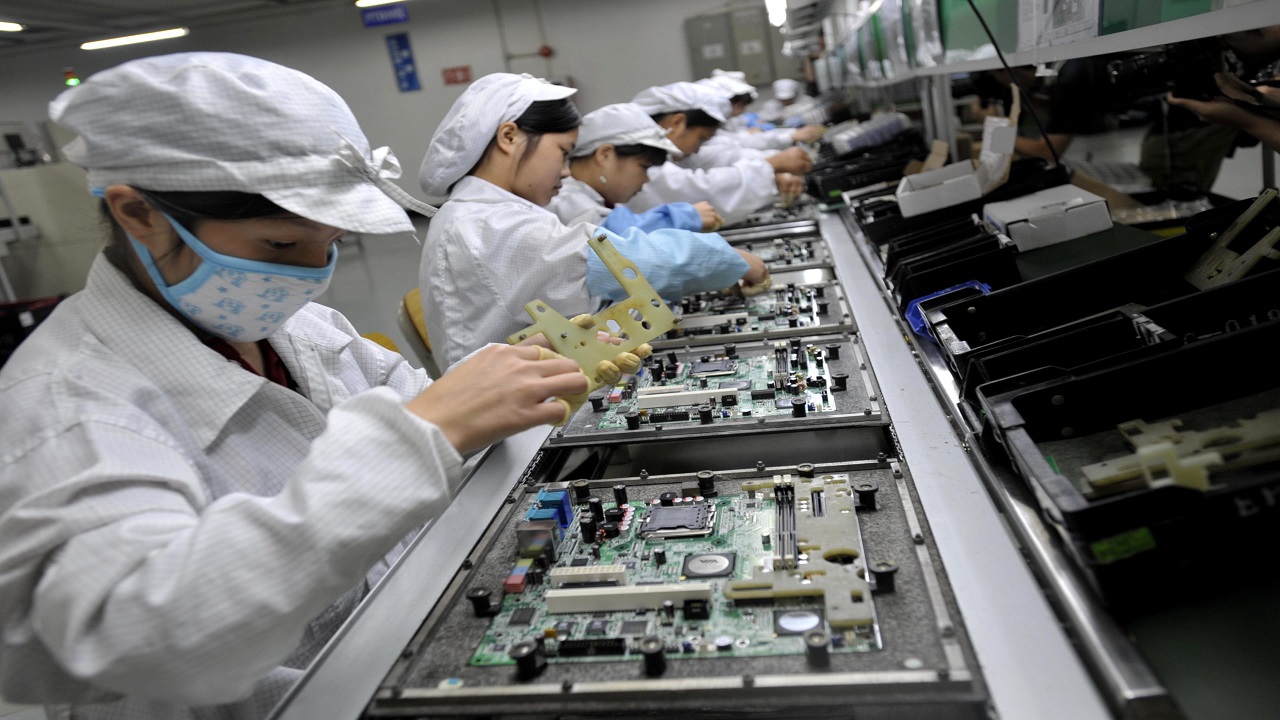 Foxconn Taiwan Luncurkan Model Bahasa Berskala Besar LLM Berteknologi AI Bernama  FoxBrain 