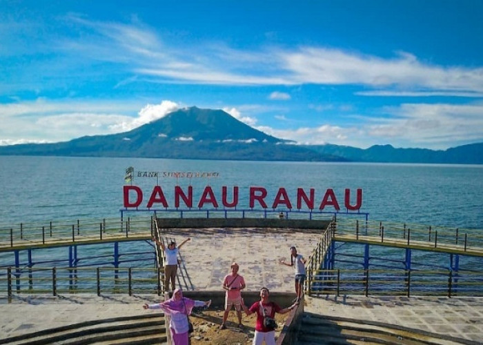 Cerita Mistis Indonesia: Misteri Naga di Danau Ranau, Danau Terbesar Kedua di Pulau Sumatera