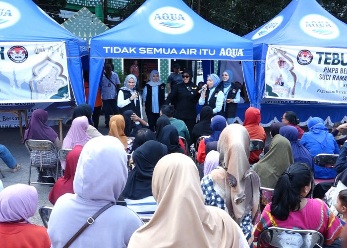 PMPB Sumsel Berbagi Kasih di Bulan Ramadan, Tebus Murah Sembako Disambut Antusias Warga di Asrama Haji 