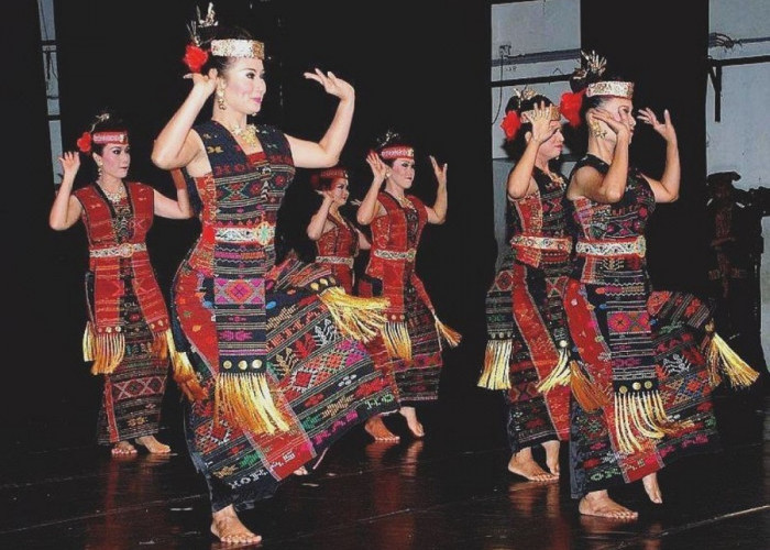 Tari Tor-Tor : Kemegahan dan Kekayaan seni Budaya Sumatera Utara