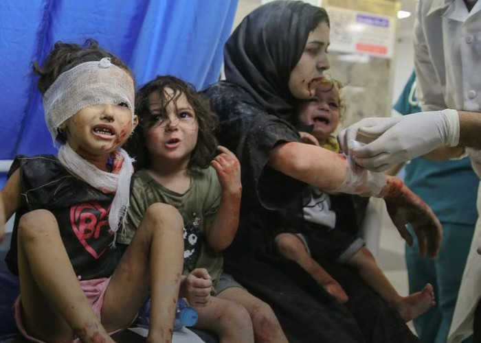 Rumah Sakit di Gaza Kewalahan,  Sistem Kesehatan Berada di Ambang Keruntuhan
