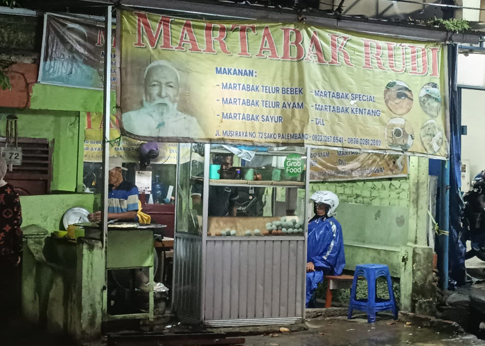 Bulan Ramadhan, Omzet Martabak Mangcek Rudi Naik Tiga Kali Lipat 