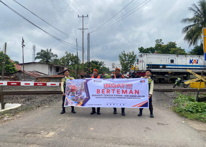 KAI Divre III Palembang Dorong Kesadaran Keselamatan Bersama di Perlintasan Kereta Api