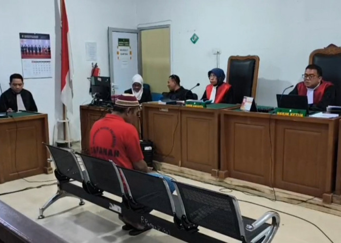 Majelis Hakim Vonis Romli Terdakwa Pembunuhan Joko Samara 14 Tahun Penjara
