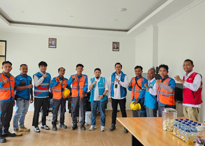 PLN UP3 Ogan Ilir Kirim Personel Yantek Percepat Pemulihan Listrik Aceh