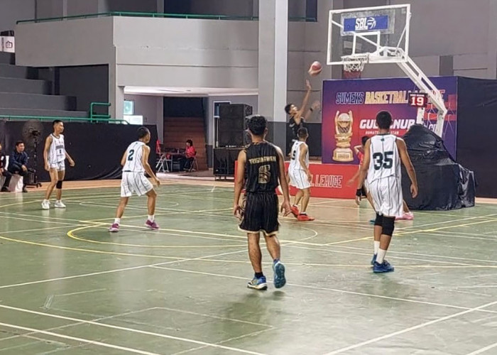 SMAN 3 Prabumulih Taklukan SMAN 2 Tanjung Raja dalam Laga Sumeks Basketball League Piala Gubernur Sumsel