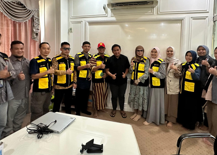 Holiday Angkasa Wisata Gelar Rapat Pemantapan Keberangkatan Umroh Charter 433 Jemaah