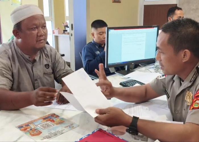 Sedang Bawa Angkot, Sopir Ini Tiba-Tiba Diserang Orang Tak Dikenal hingga Terluka