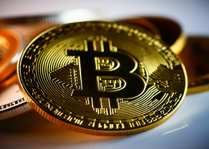 Harga Bitcoin Melonjak Tembus USD71.000 Berkat Aliran Dana ETF