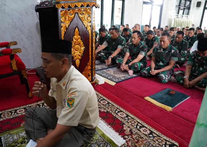 Doa Bersama Prajurit Dan PNS Kodam II/Sriwijaya, Pererat Persatuan dan Kesatuan Bangsa