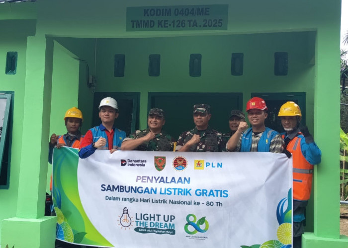 PLN ULP Muara Enim Terangi Harapan Warga Melalui Program Light Up The Dream