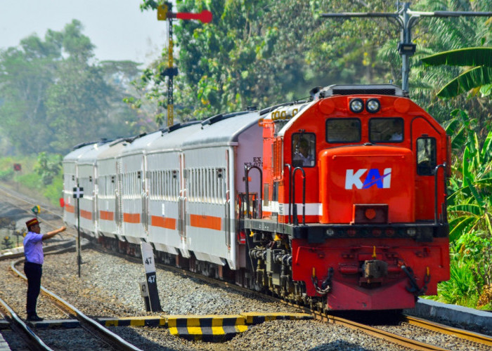 KAI Ingatkan Anak-anak Tidak Bermain di Jalur Kereta Api Selama Libur Sekolah