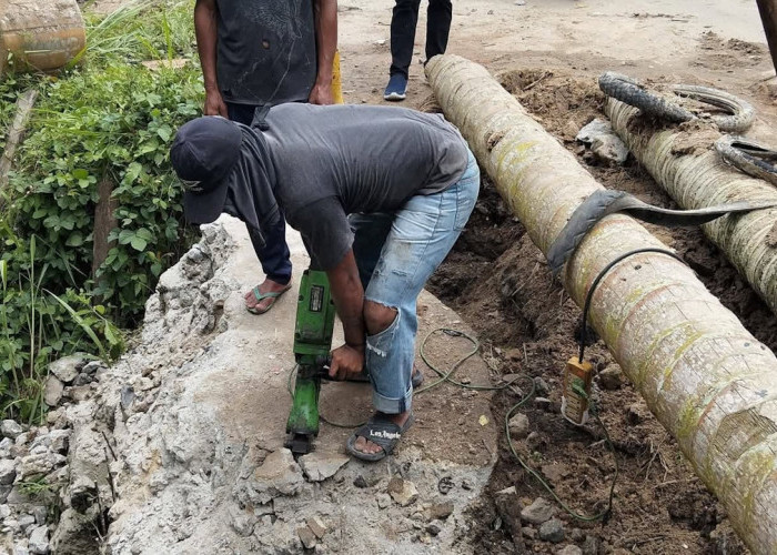 Pemkab OKU Selatan Gerak Cepat Tangani Jalan Longsor di Rantau Nipis, Pasang Box Culvert