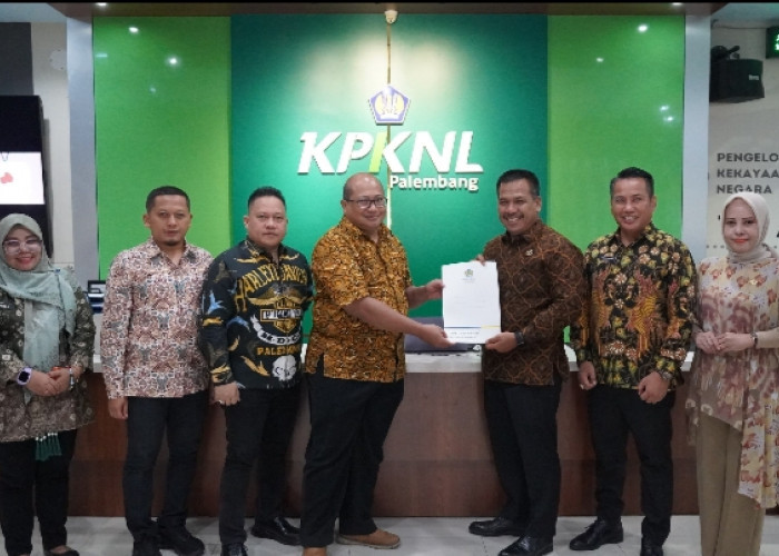 Lelang Kendaraan Dinas Pemkab OKI Tembus Rp 990 juta