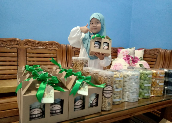 Memasuki H-10 Bulan Ramadhan 1445 H, 650 Toples Kue Kering Siap Dikirim ke Pulau Jawa dan Sumbagsel