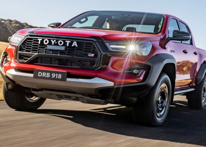 Mobil New Hilux GR-Sport 2024 Siap Tempur dengan Kinerja Bertenaga dan Desain Sporty