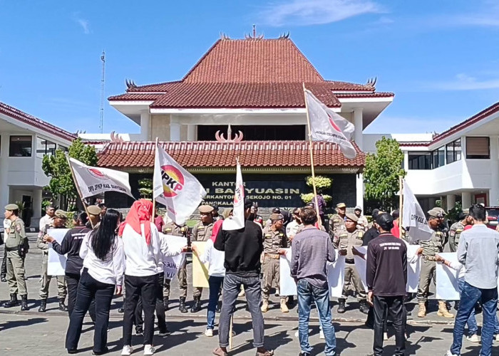 Diduga Lakukan Tindakan Asusila, Masyarakat Tuntun Oknum Kades Dipecat