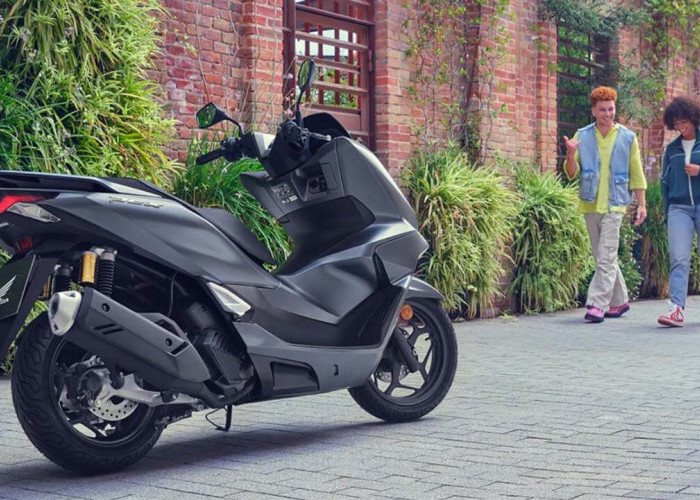 Honda PCX 125 Model 2025 Resmi Dirilis, Desain Sporti dan Tenaga Lebih Gahar