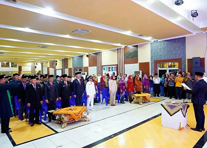 Walikota Prabumulih Lantik 70 ASN dalam Mutasi Perdana Tahun 2025