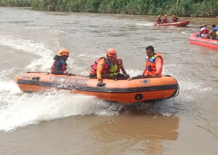 Balita Tenggelam di Sungai Komering, Tim SAR Gabungan Lakukan Pencarian Intensif
