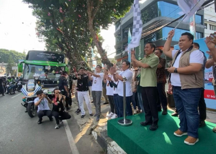 Wali kota Palembang Lepas Keberangkatan Ratusan Peserta Mudik Gratis